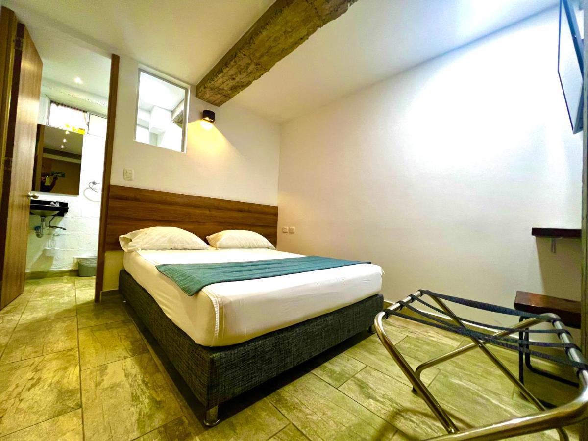 Hotel Carriqui Underground Pereira Esterno foto